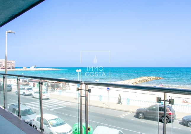 Mieszkanie w bloku - Odsprzedaż - Torrevieja - Playa Los Locos