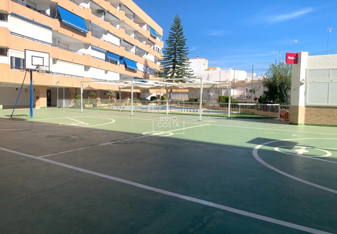 Reventa - Apartamento / piso - Torrevieja - El Acequión - Los Náufragos
