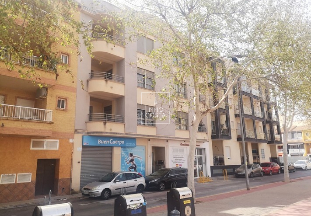 Reventa - Apartamento / piso - Los Montesinos