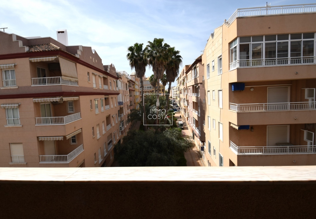 Resale - Apartment / flat - Guardamar del Segura - Pueblo