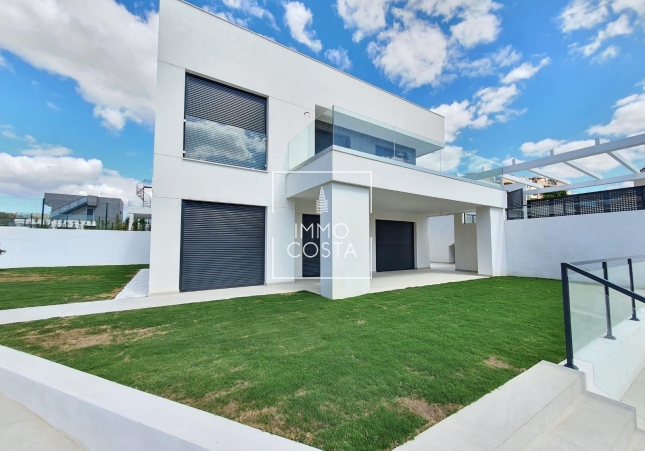 Obra nueva - Villa - Manilva - La Duquesa