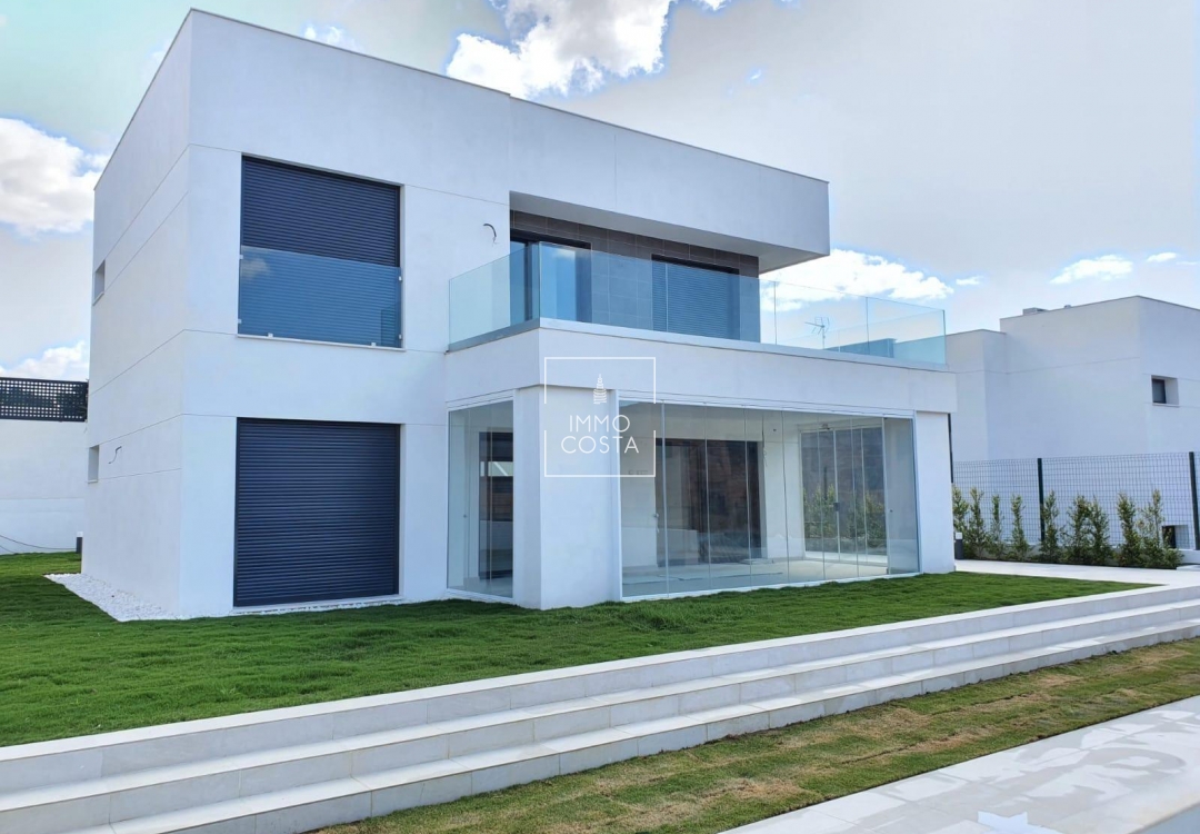 Obra nueva - Villa - Manilva - La Duquesa