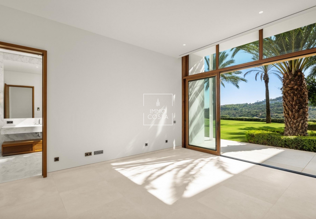 Obra nueva - Villa - Casares - Pedregales