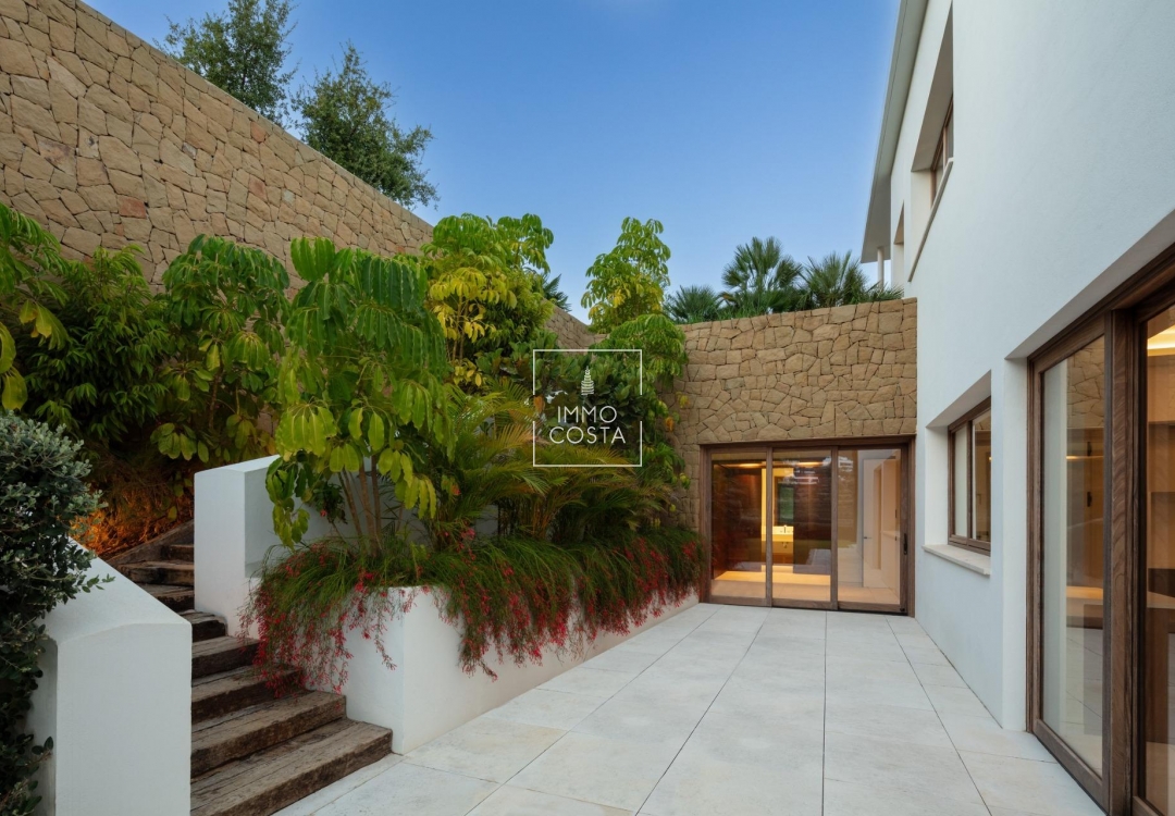 Obra nueva - Villa - Casares - Pedregales