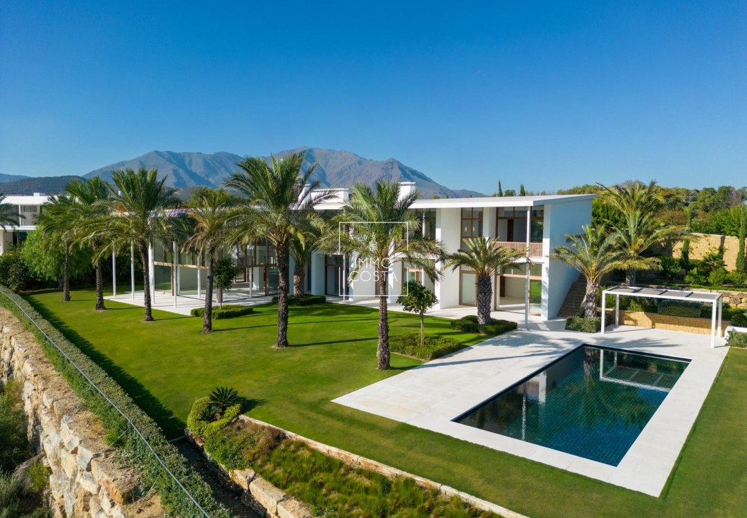 Obra nueva - Villa - Casares - Pedregales