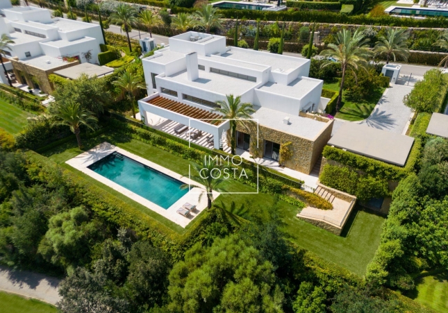 Obra nueva - Villa - Casares - Pedregales