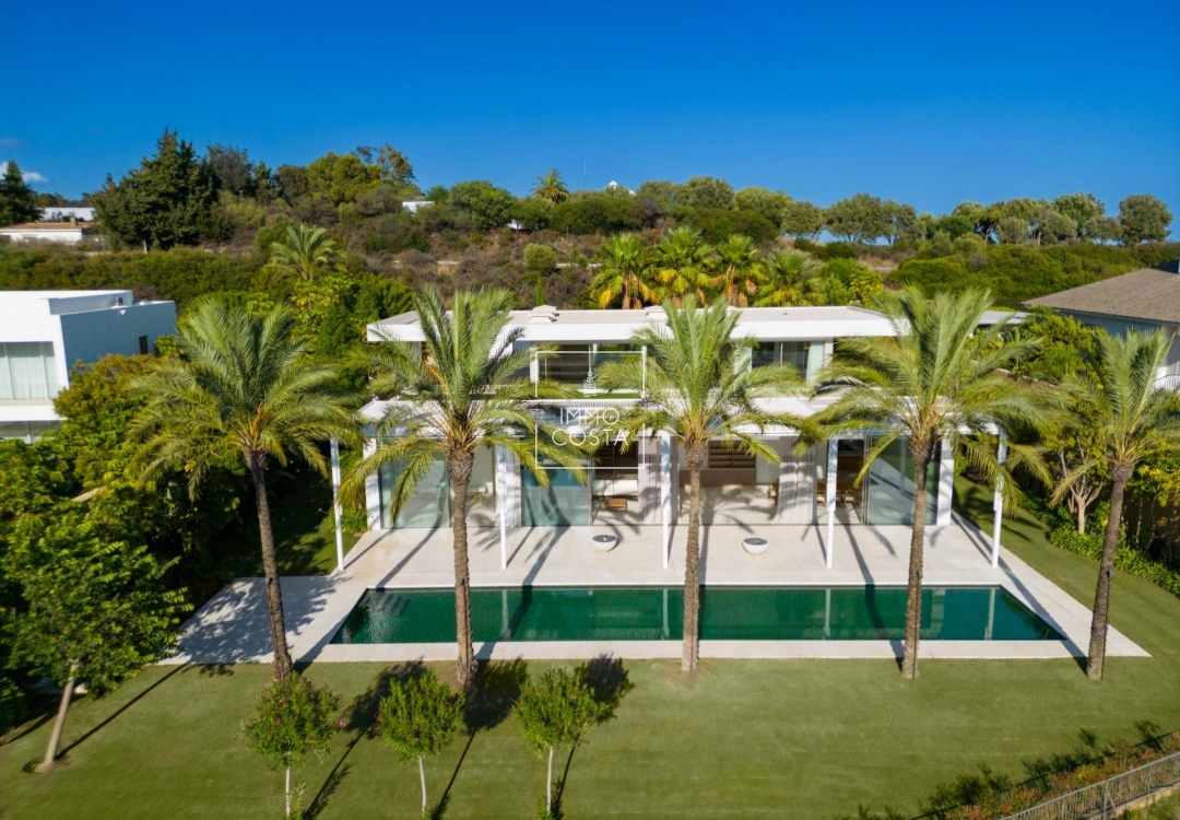 Obra nueva - Villa - Casares - Pedregales