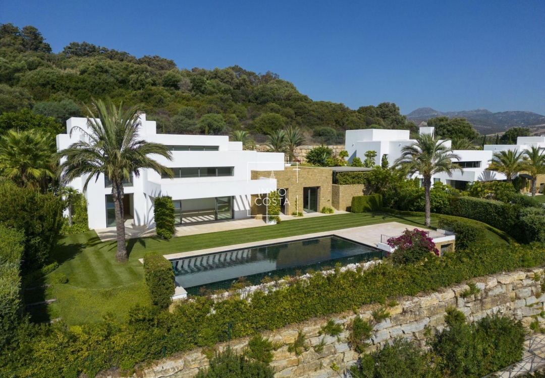 Obra nueva - Villa - Casares - Pedregales