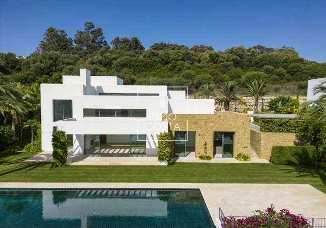 Obra nueva - Villa - Casares - Pedregales