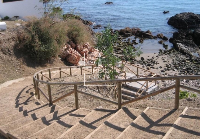 Nowy budynek - Daszek - Torremolinos