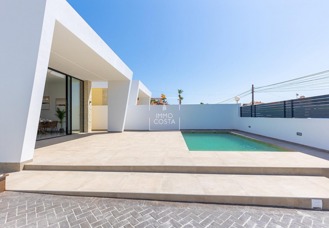 Obra nueva - Villa - Torrevieja - Torreta Florida