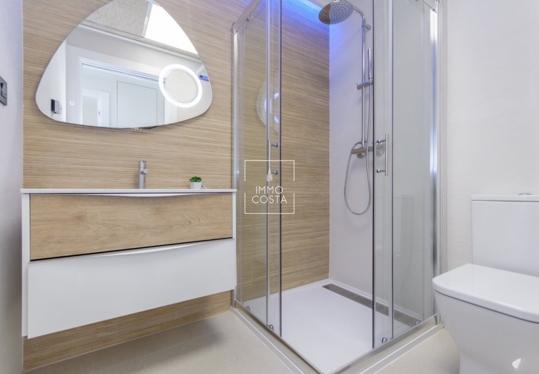 Nowy budynek - Bungalow - Torrevieja - Los Balcones