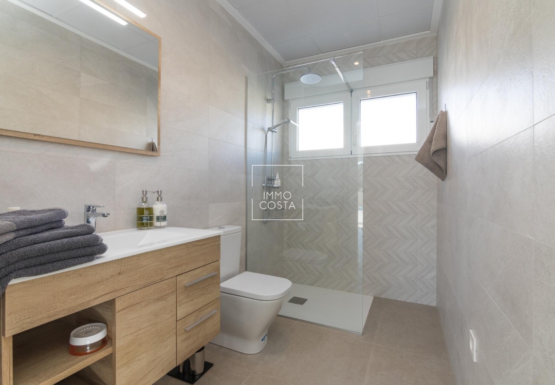 Obra nueva - Villa - Pinoso - Lel