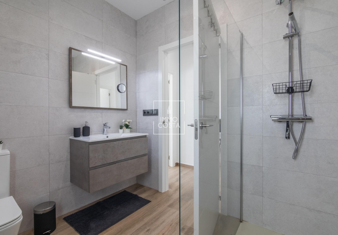 Obra nueva - Villa - Pinoso - Lel