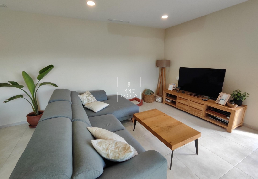 Obra nueva - Villa - Pinoso - Lel