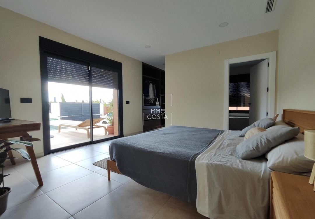 Obra nueva - Villa - Pinoso - Lel