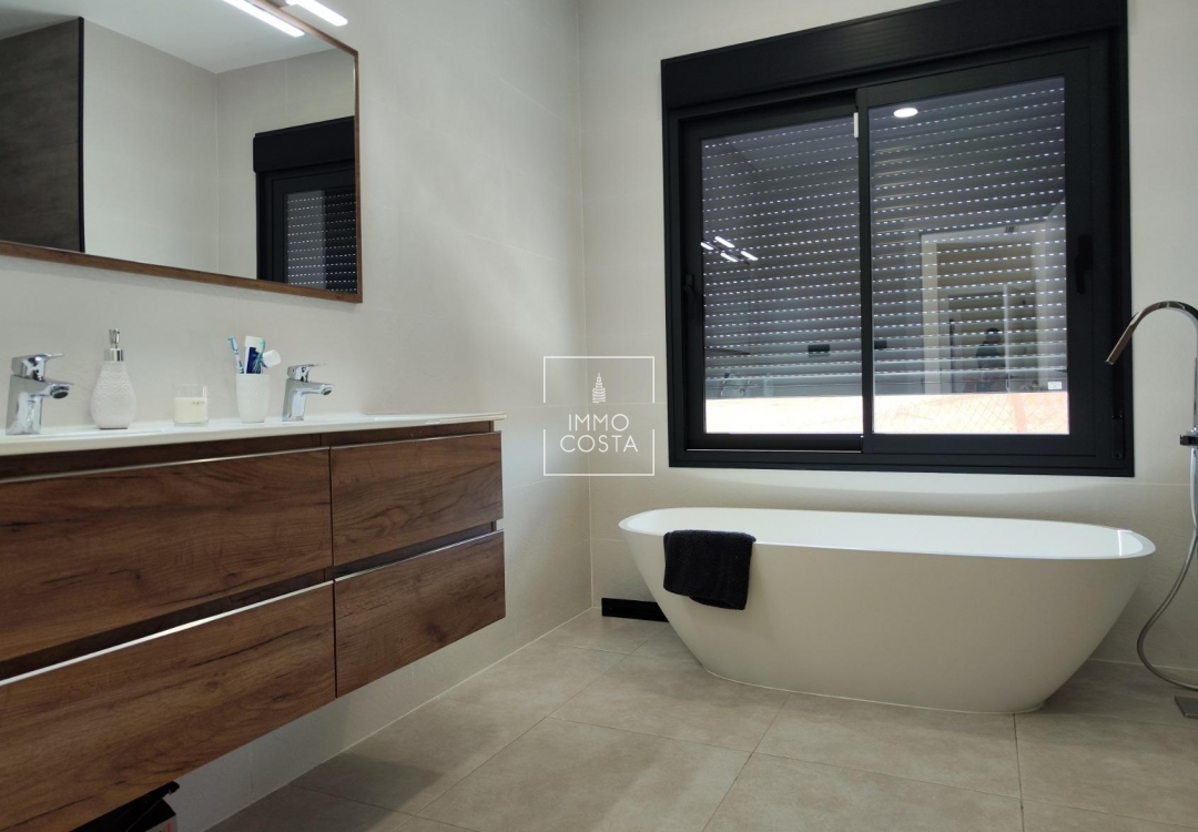 Obra nueva - Villa - Pinoso - Lel