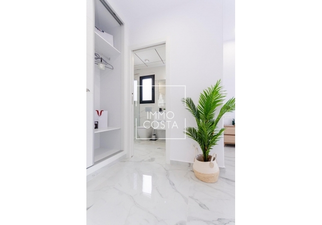 Obra nueva - Villa - Torrevieja - Torretas