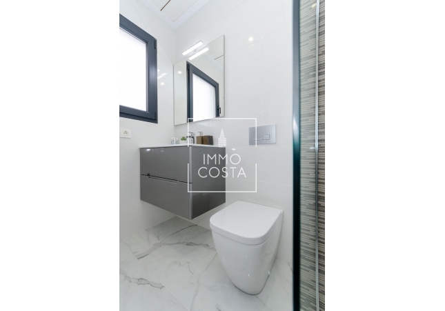 Obra nueva - Villa - Torrevieja - Torretas