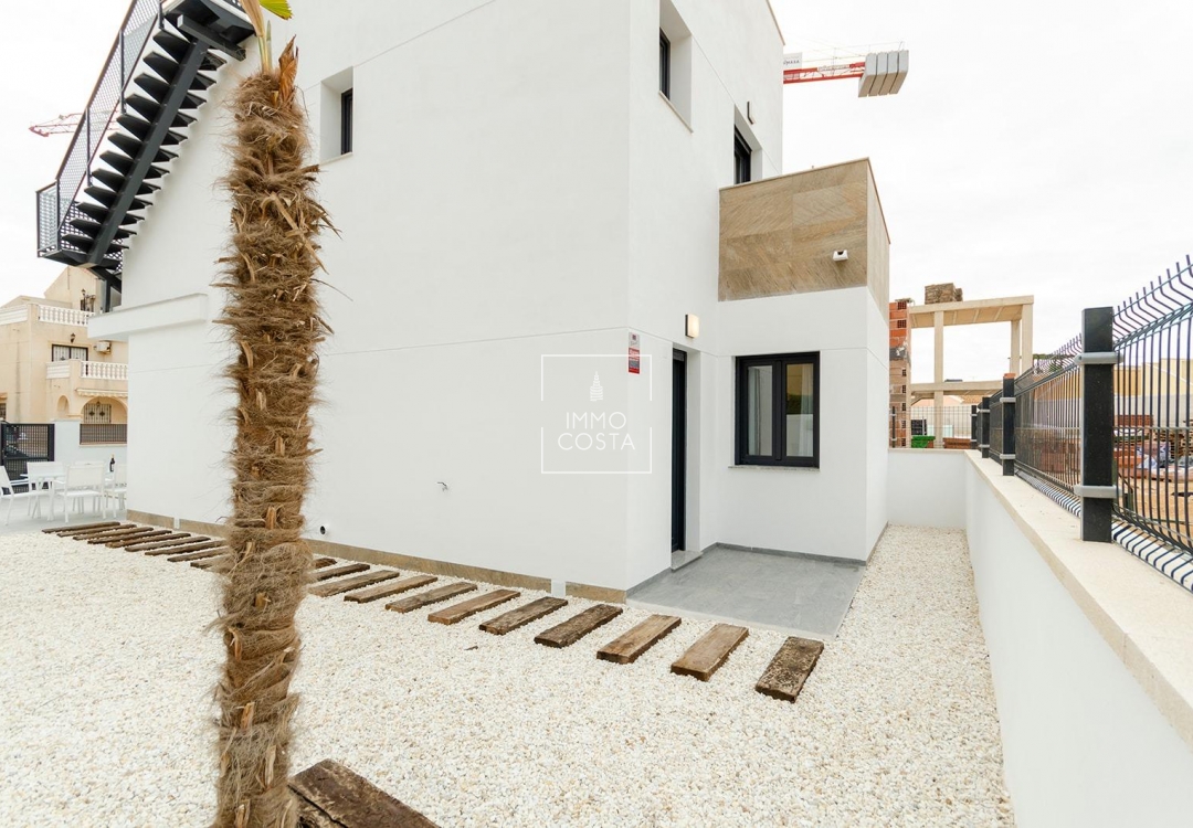 Obra nueva - Villa - Torrevieja - Torretas