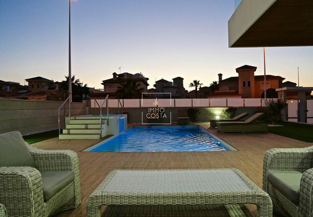 Neubau - Villa - Orihuela Costa - Dehesa de Campoamor