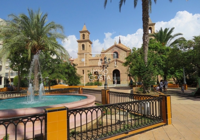 Neubau - Villa - Torrevieja - Lago Jardín II