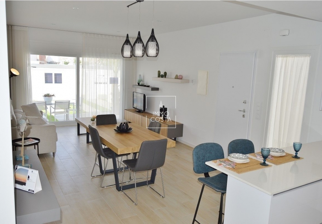 Nowy budynek - Kamienica - Avileses