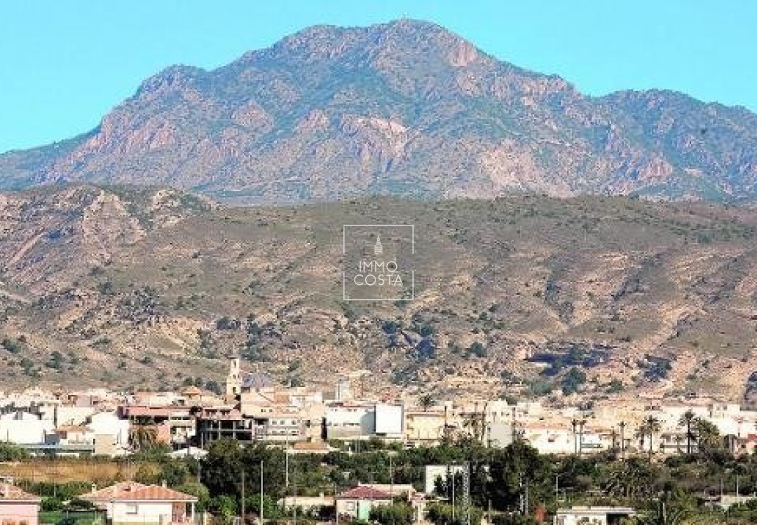 Neubau - Villa - Fortuna - Urb. Kalendas