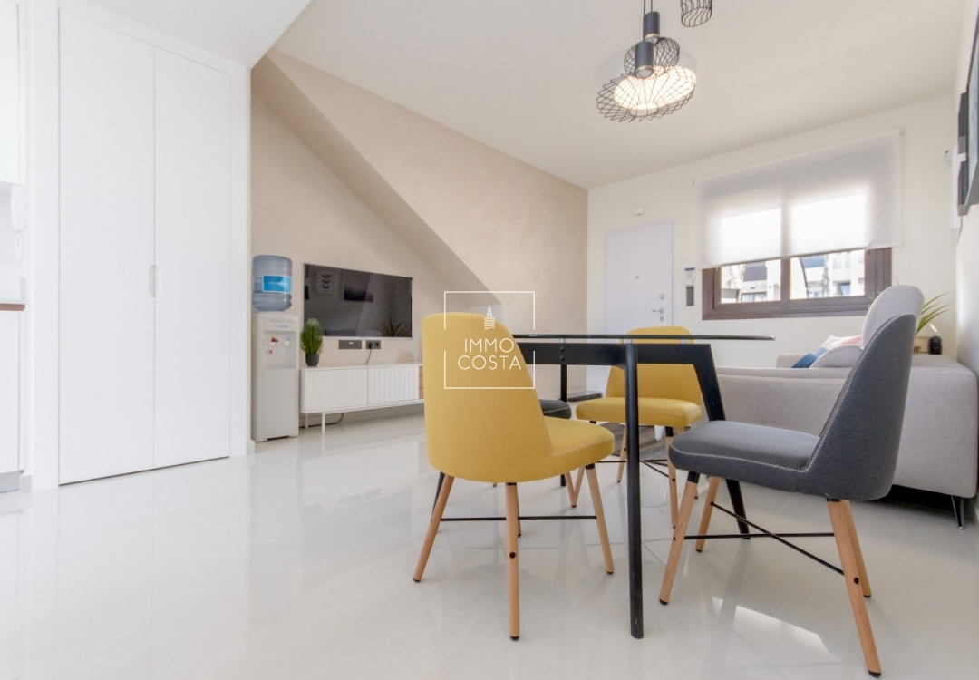 Nowy budynek - Bungalow - Torrevieja - Los Balcones