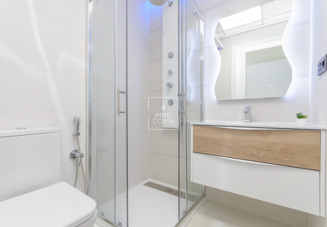 Nowy budynek - Bungalow - Torrevieja - Los Balcones