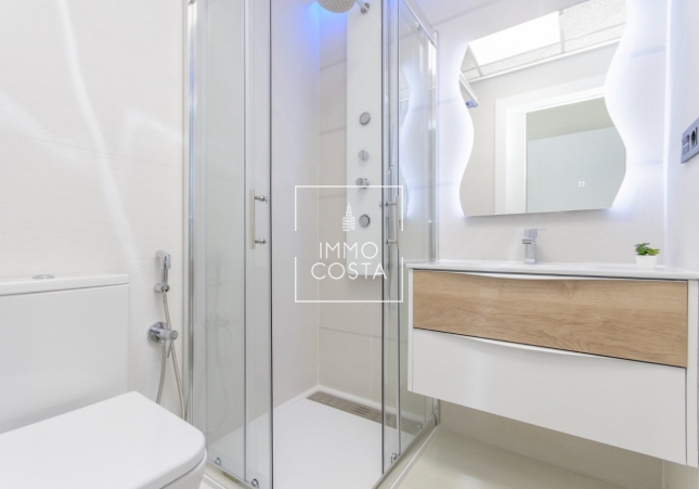 Nowy budynek - Bungalow - Torrevieja - Los Balcones