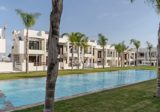Nowy budynek - Bungalow - Torrevieja - Los Balcones