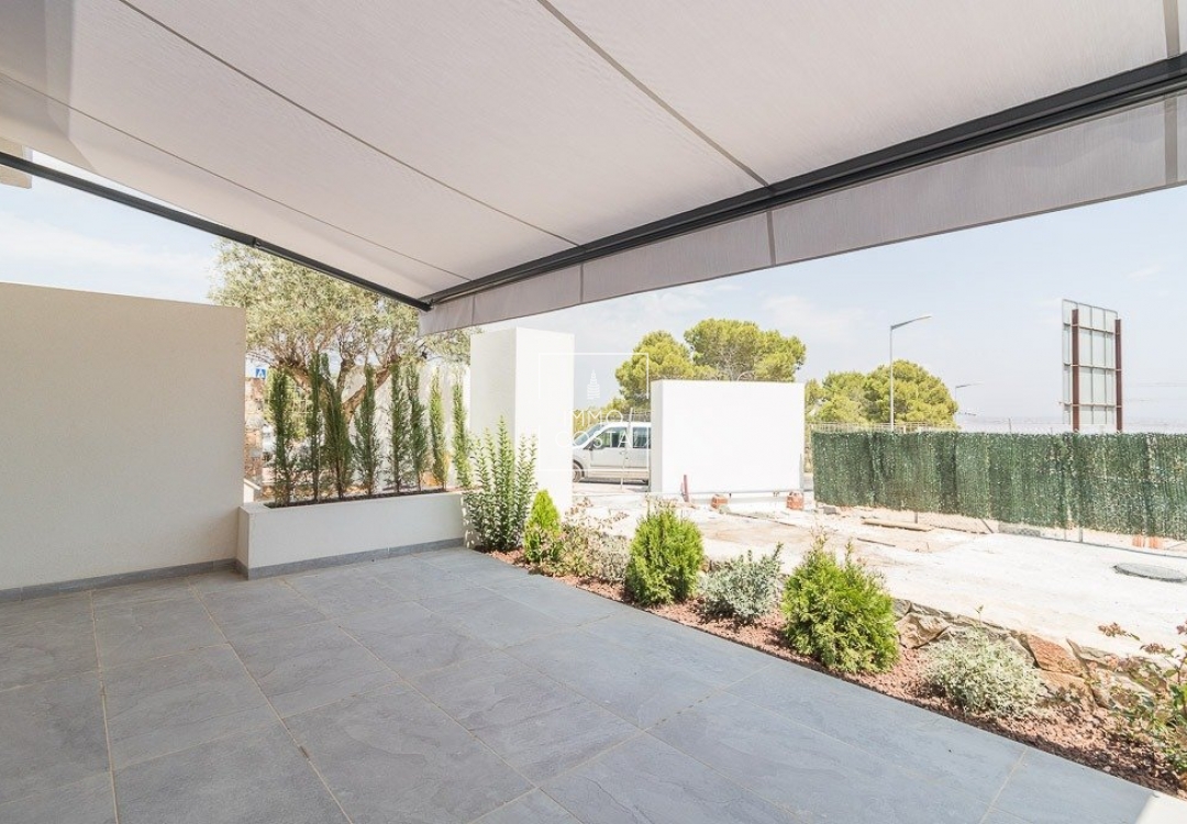 Nowy budynek - Bungalow - Torrevieja - Los Balcones