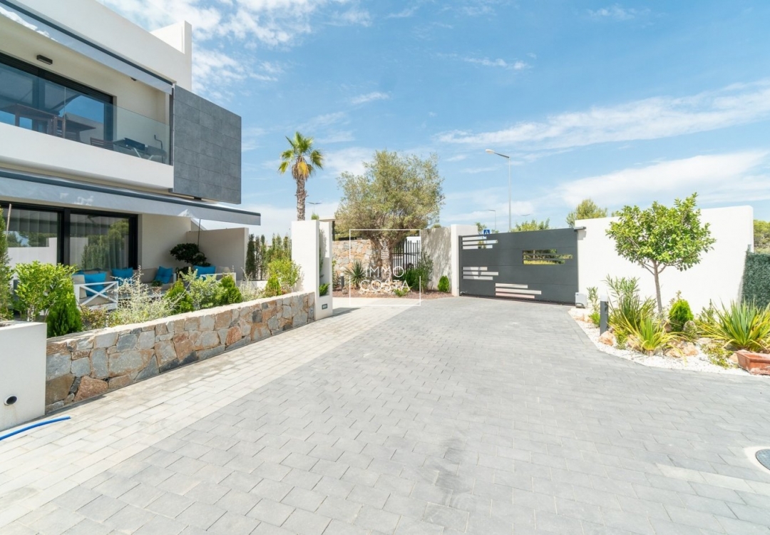 Nowy budynek - Bungalow - Torrevieja - Los Balcones