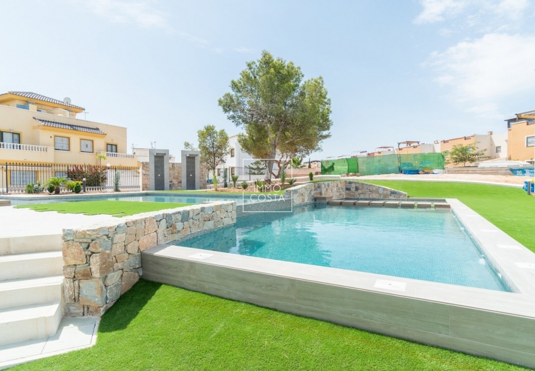 Nowy budynek - Bungalow - Torrevieja - Los Balcones