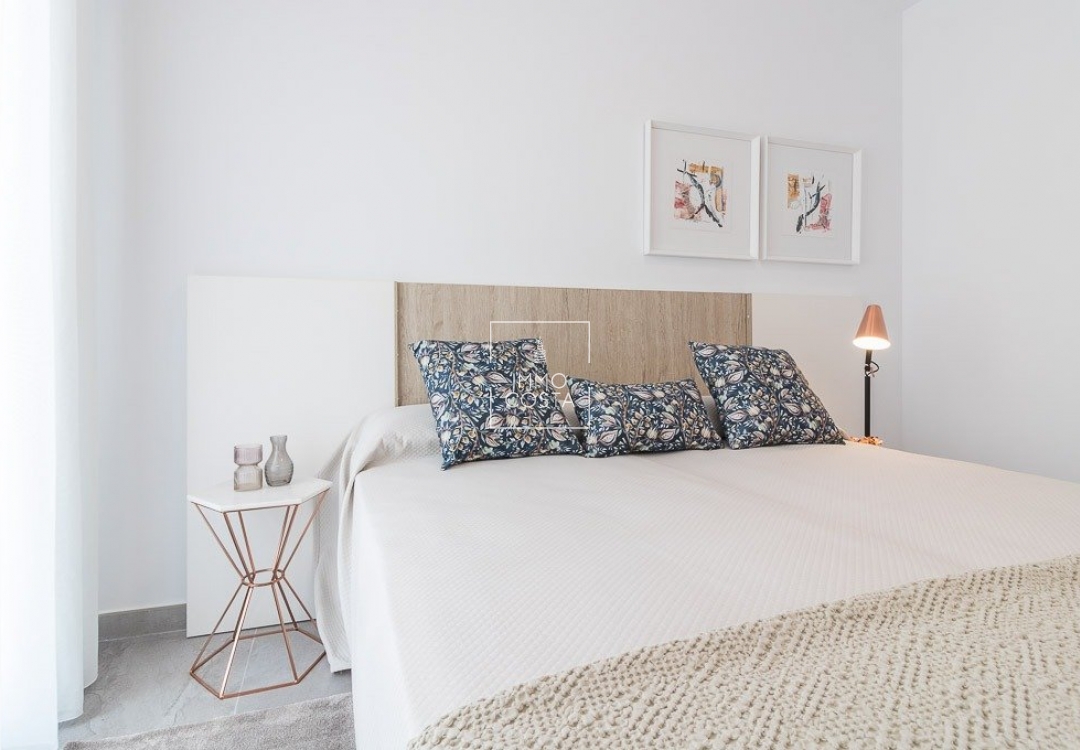 Nowy budynek - Bungalow - Torrevieja - Los Balcones