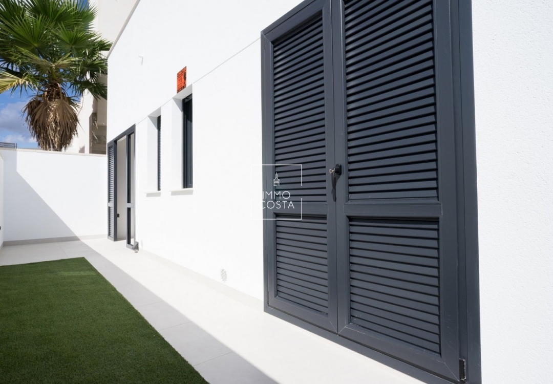 Neubau - Villa - San Miguel de Salinas - Blue Lagoon