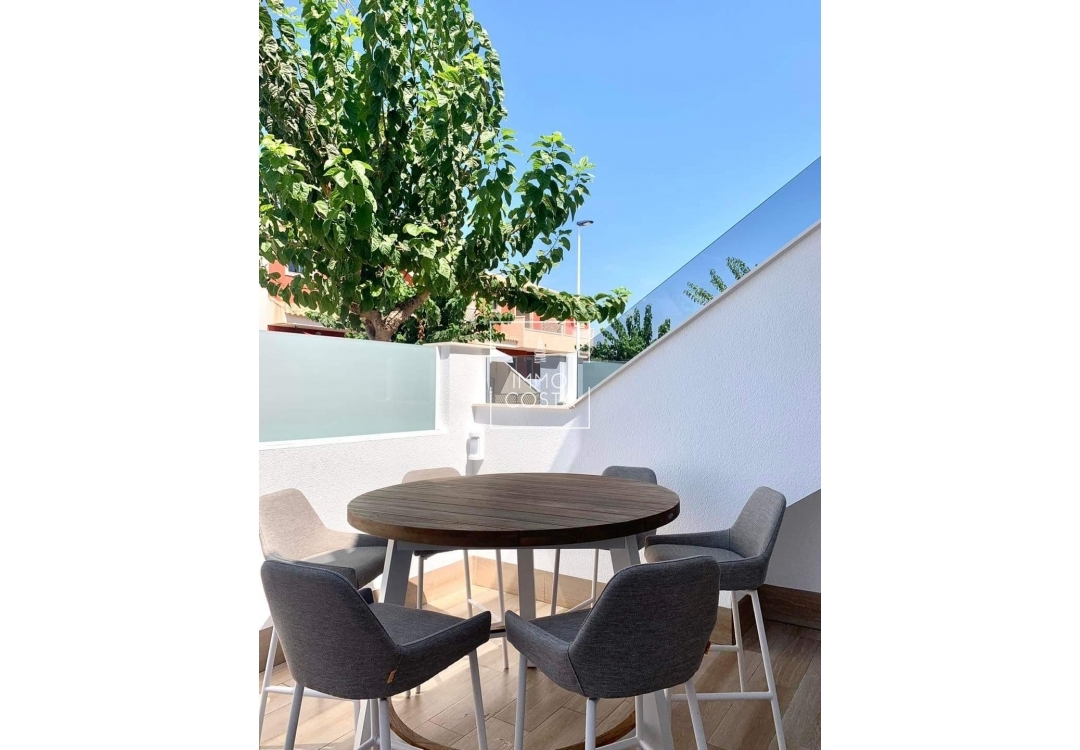 Obra nueva - Apartamento / piso - Pilar de La Horadada - pueblo