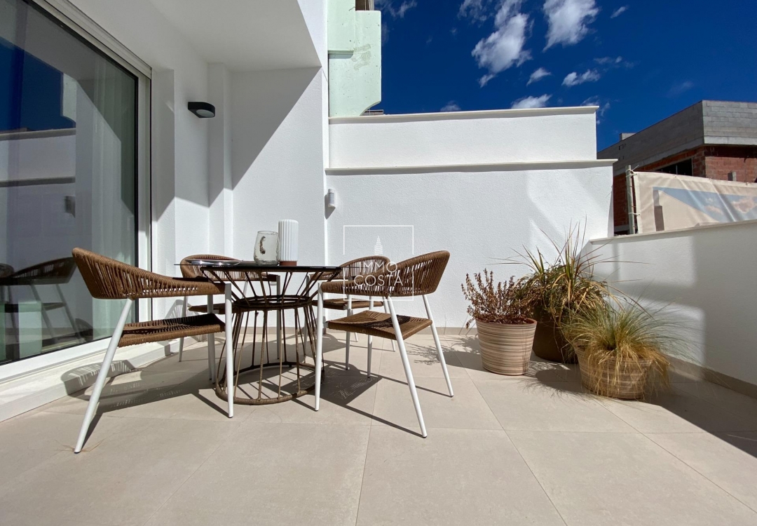 Neubau - Bungalow - Pilar de La Horadada - pueblo