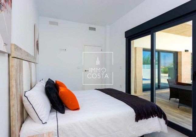 Neubau - Villa - Daya Nueva - Centro