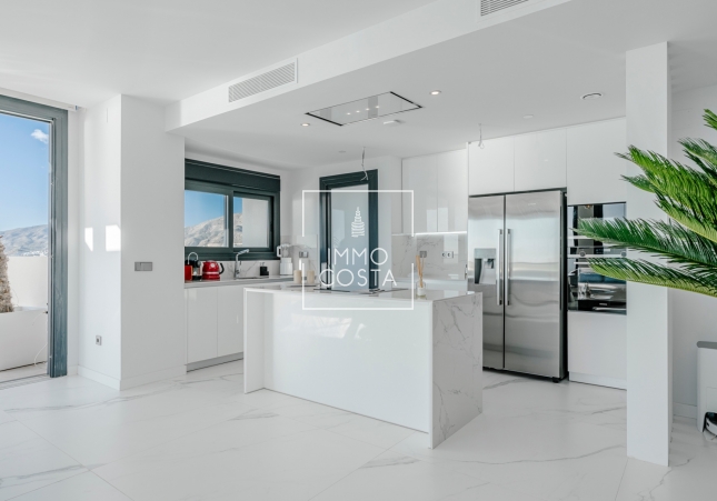 Odsprzedaż - Mieszkanie w bloku - Benidorm