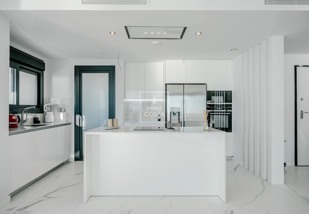 Odsprzedaż - Mieszkanie w bloku - Benidorm