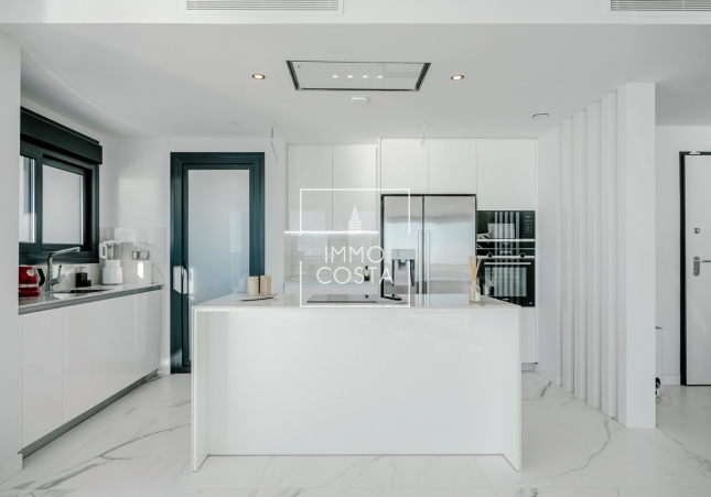 Odsprzedaż - Mieszkanie w bloku - Benidorm