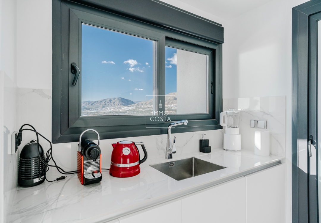 Odsprzedaż - Mieszkanie w bloku - Benidorm