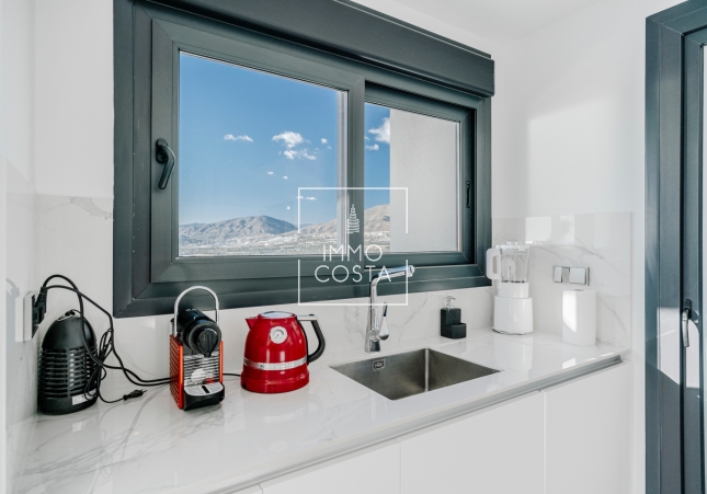 Odsprzedaż - Mieszkanie w bloku - Benidorm