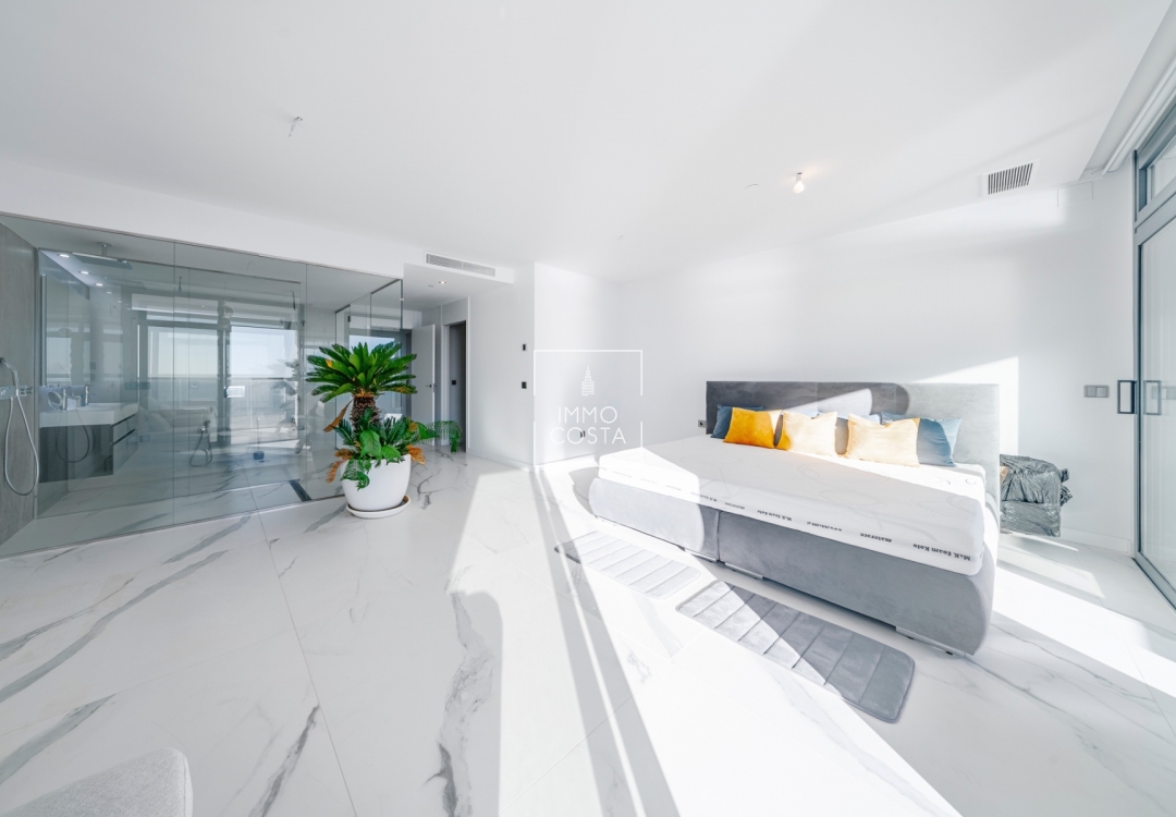 Odsprzedaż - Mieszkanie w bloku - Benidorm