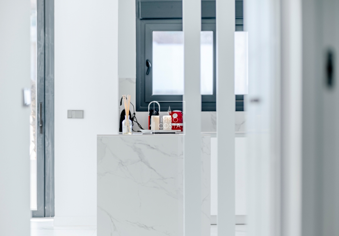 Odsprzedaż - Mieszkanie w bloku - Benidorm