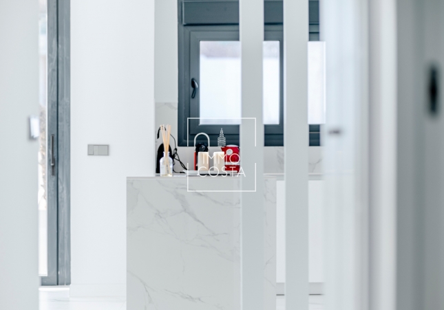 Odsprzedaż - Mieszkanie w bloku - Benidorm