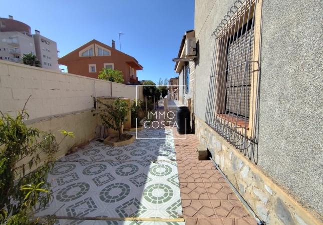 Altbau - Villa - Torrevieja - Center