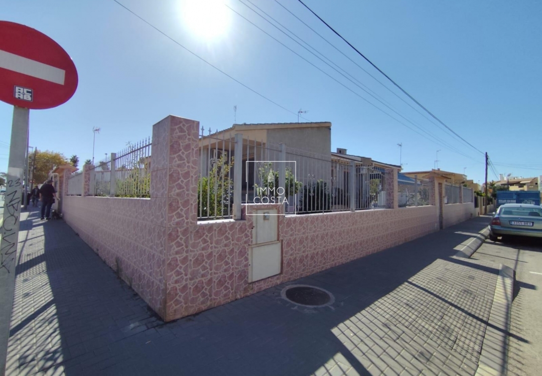 Altbau - Villa - Torrevieja - Center